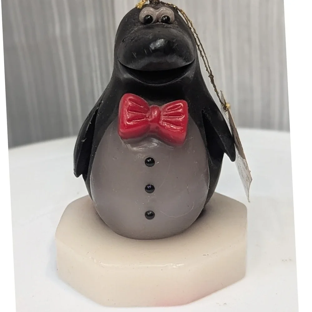 Northern Lights Vtg Wax Candle Penguin Figurine Red Bow Tie Handcrafted USA 3.5